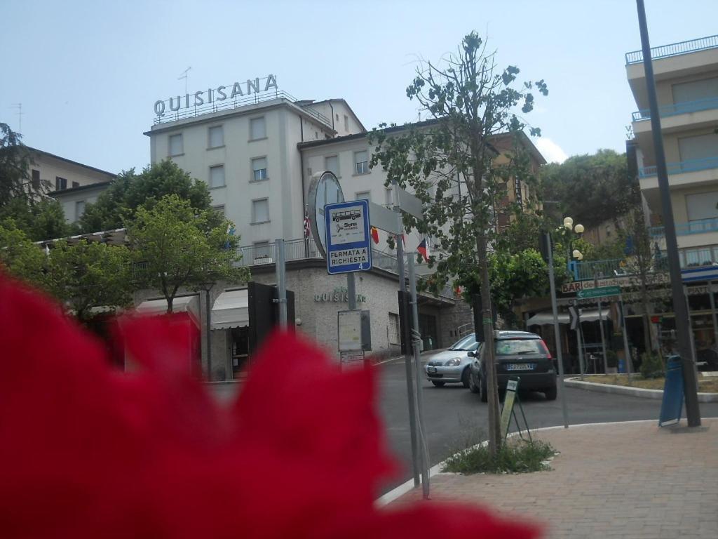 Hotel Quisisana Chianciano Terme Extérieur photo